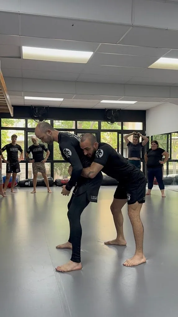 Técnica de BJJ de pie en Legacy