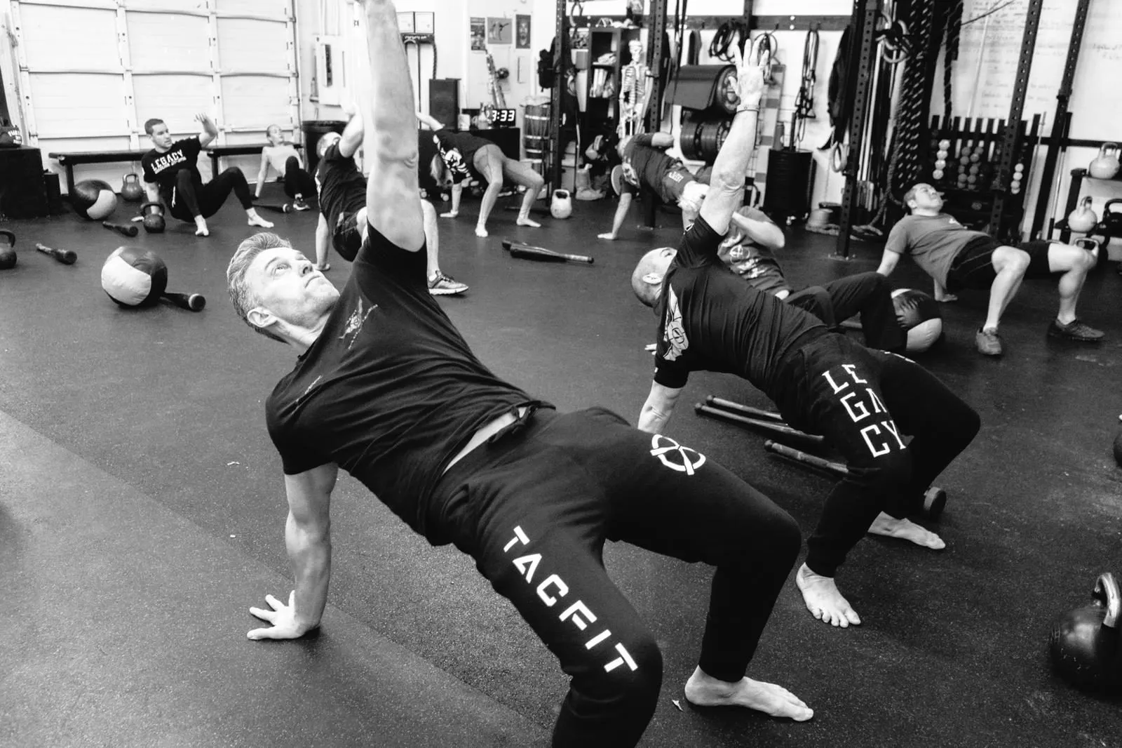 Grupo de TACFIT en un movimiento de rotación